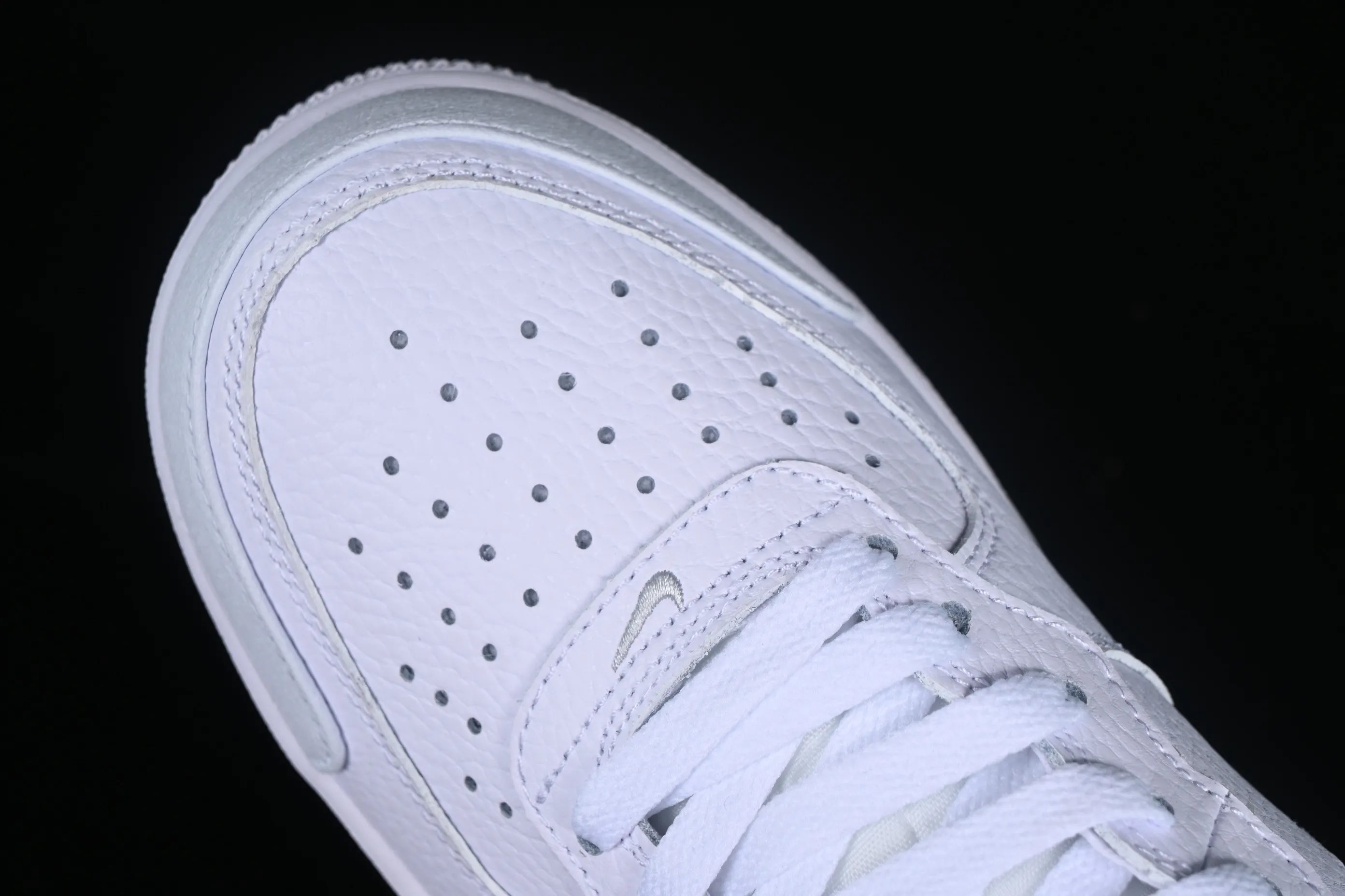 All categories Nk Air Force 1 Air Force series Nk Air Force 1 Mid Air Force mid-top Nk Air Force 1 Mid Premium All-white color Air Force One mid-top casual sneakers CU3088-606
